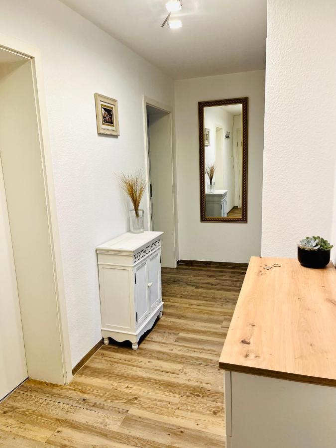 Modernes 3 Zimmer Apartment - Luise- Mit Wlan, Balkon Und Smart-Tv In City-Nahe! แอร์ฟวร์ท ภายนอก รูปภาพ